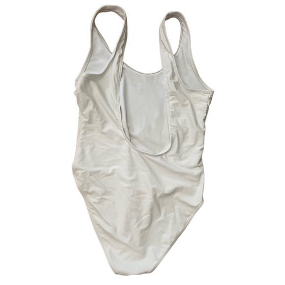 Bride One Piece - Picture 2 of 2